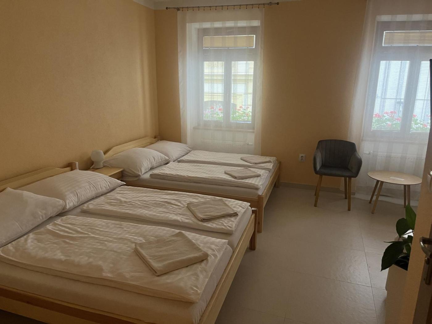 ズノイモ Vt6 House & Restaurant Bed & Breakfast エクステリア 写真