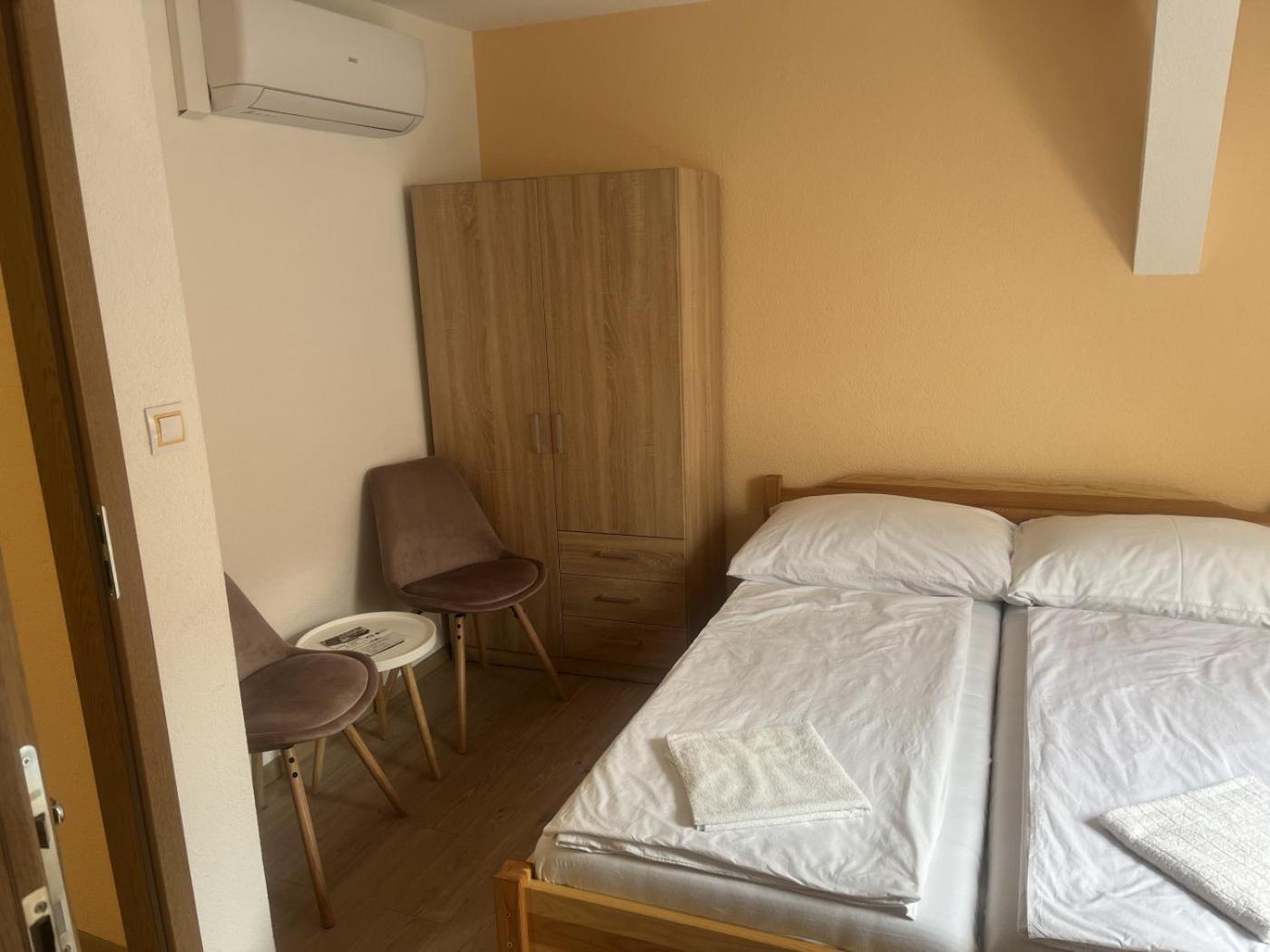 ズノイモ Vt6 House & Restaurant Bed & Breakfast エクステリア 写真